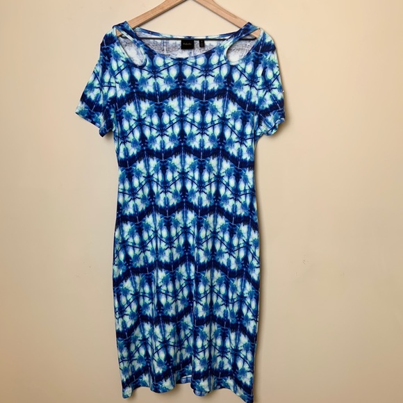 Rafaella Cutout Tie-Dye Dress Size: Medium - Picture 15 of 16